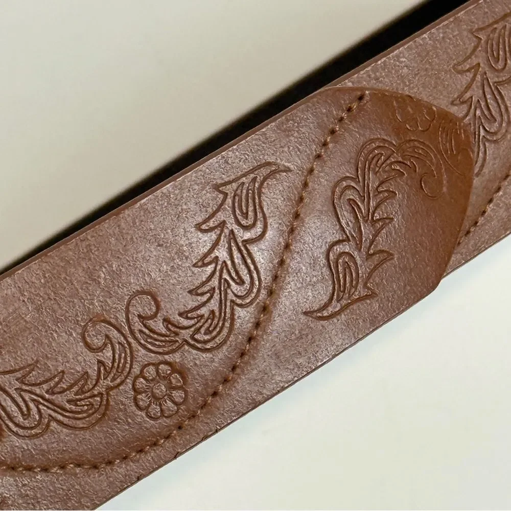 Vintage Y2K Nine & Co Embossed Brown Leather Belt XL
